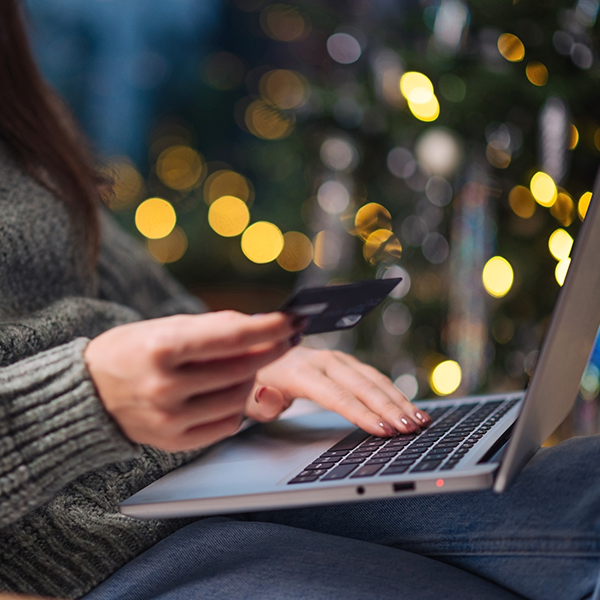 'Tis the Season for Cyber Scams: How to Spot and Stop Holiday Shopping Fraud